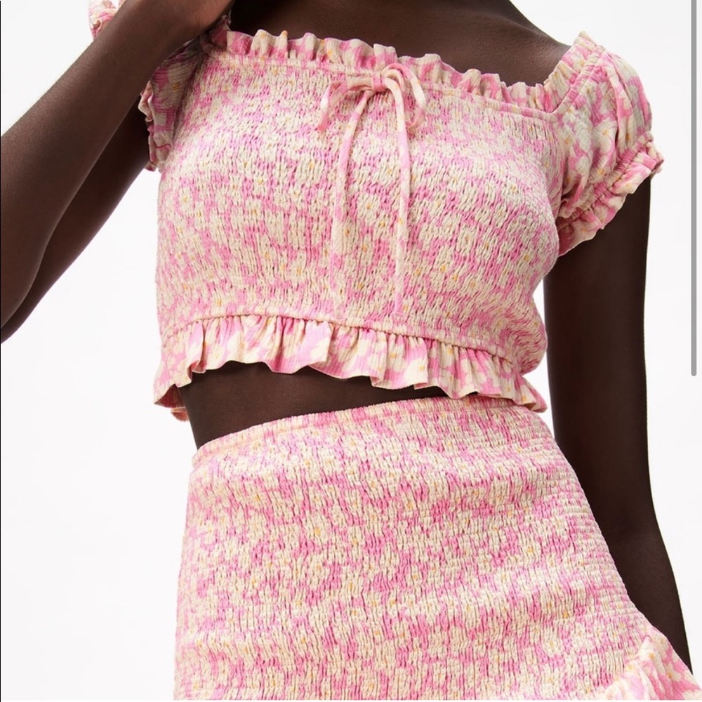 Floral set with separate top and skirt